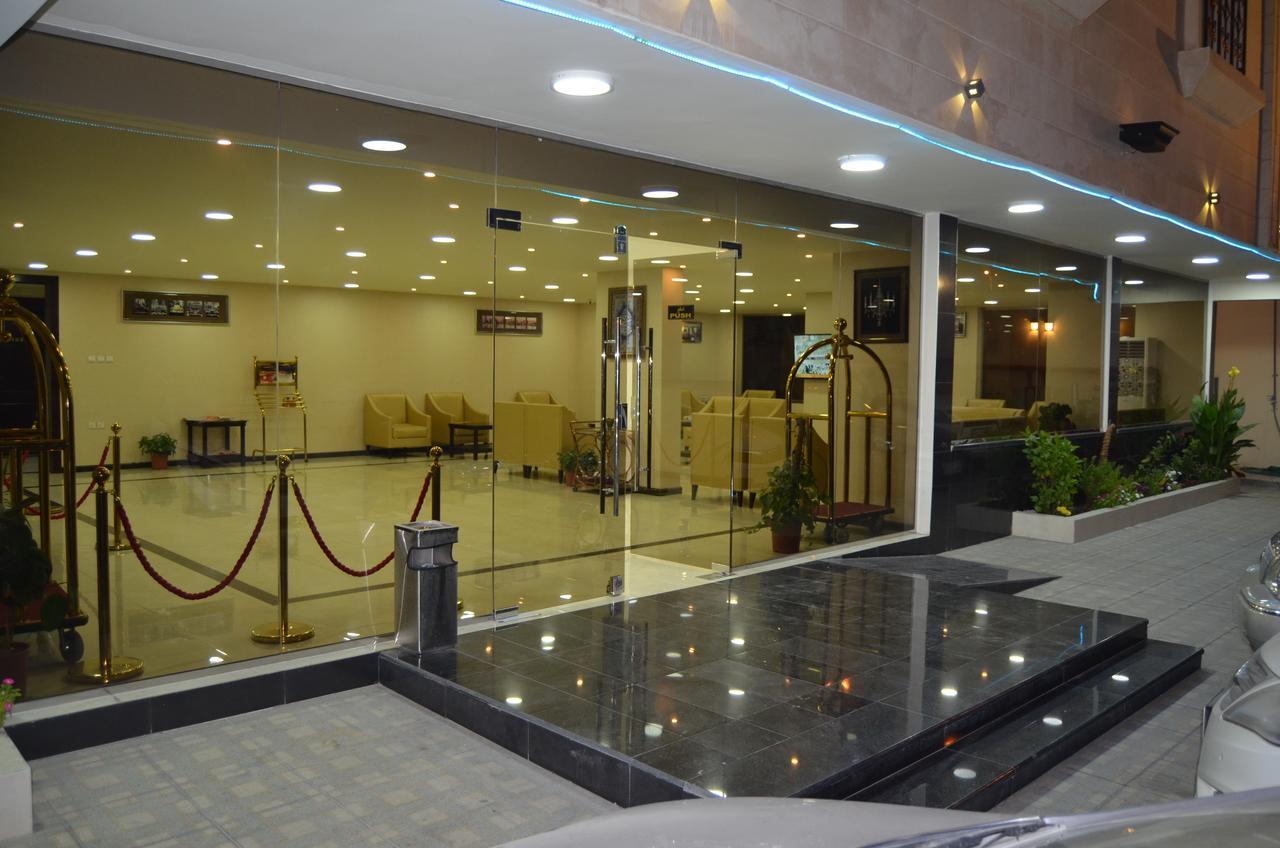 Layale Alnile Aparthotel Дамам Екстериор снимка